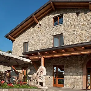 *** Hotel Fontana Santa Italie