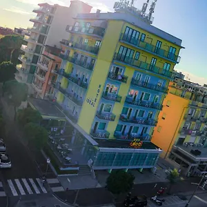 *** Hotel Ideal Italie